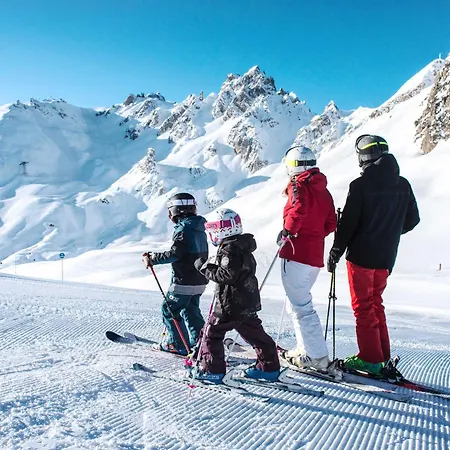 2 Pièces 5/6 P, Accès Skis, Proche Commerces - Fr-1-182a-2 Courchevel